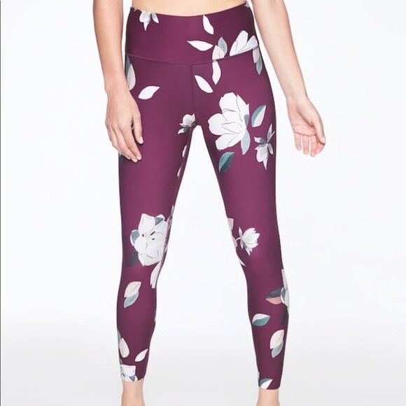 Athleta Pants - Athleta Floral Elation 7/8 tights Brand New XS